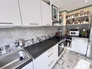  Maison � vendre 9 pi�ces 262 m�