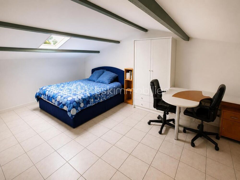 à vendre  Propriété/château Néoules (83136)