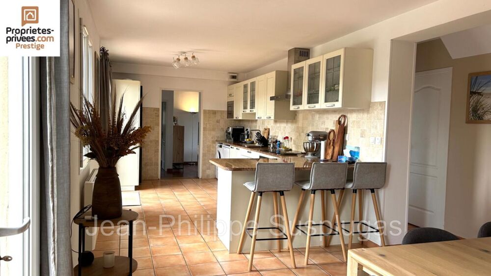 � vendre  Maison Saint-Cyr-sur-Mer (83270)