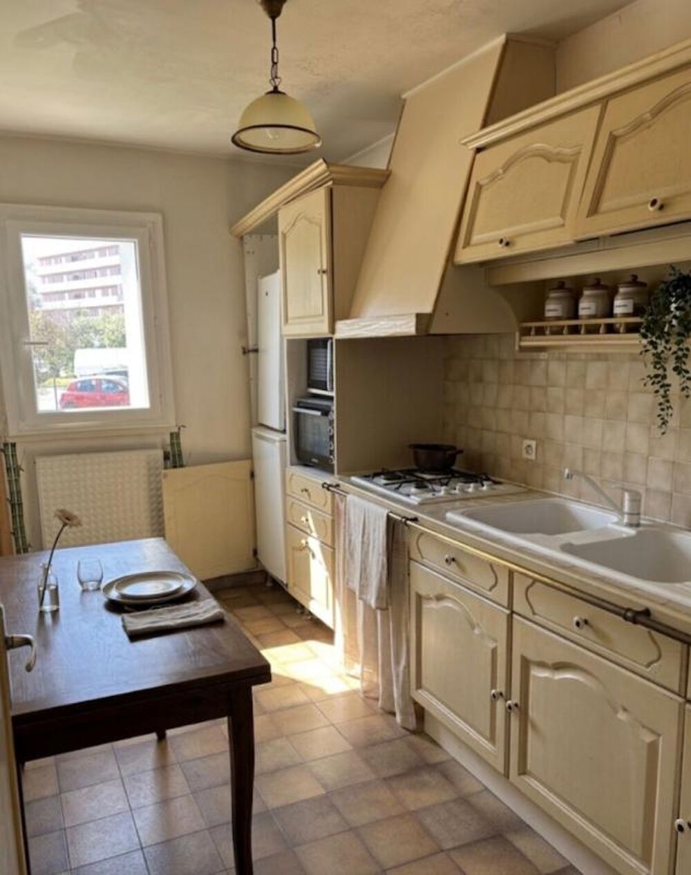 -BASTIA-Appartement T3 60m2 Résidence de 3 niveaux Cave Parking