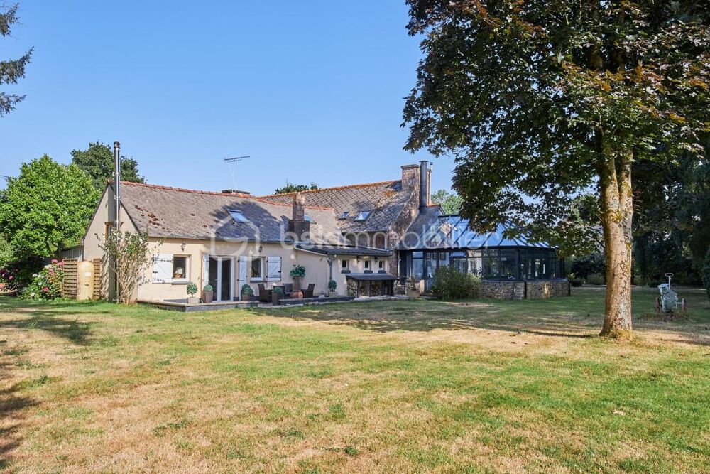 Élégante propriété de caractère au coeur de la campagne bretonne