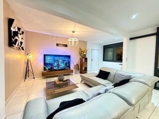  Propriété/château à vendre 7 pièces 205 m²