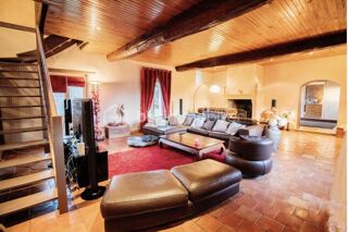  Propriété/château à vendre 11 pièces 368 m²