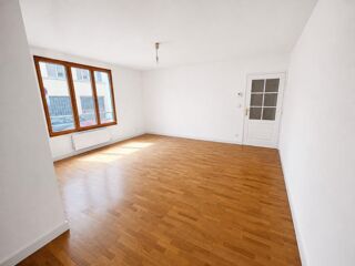 Appartement à louer 3 pièces 70 m²