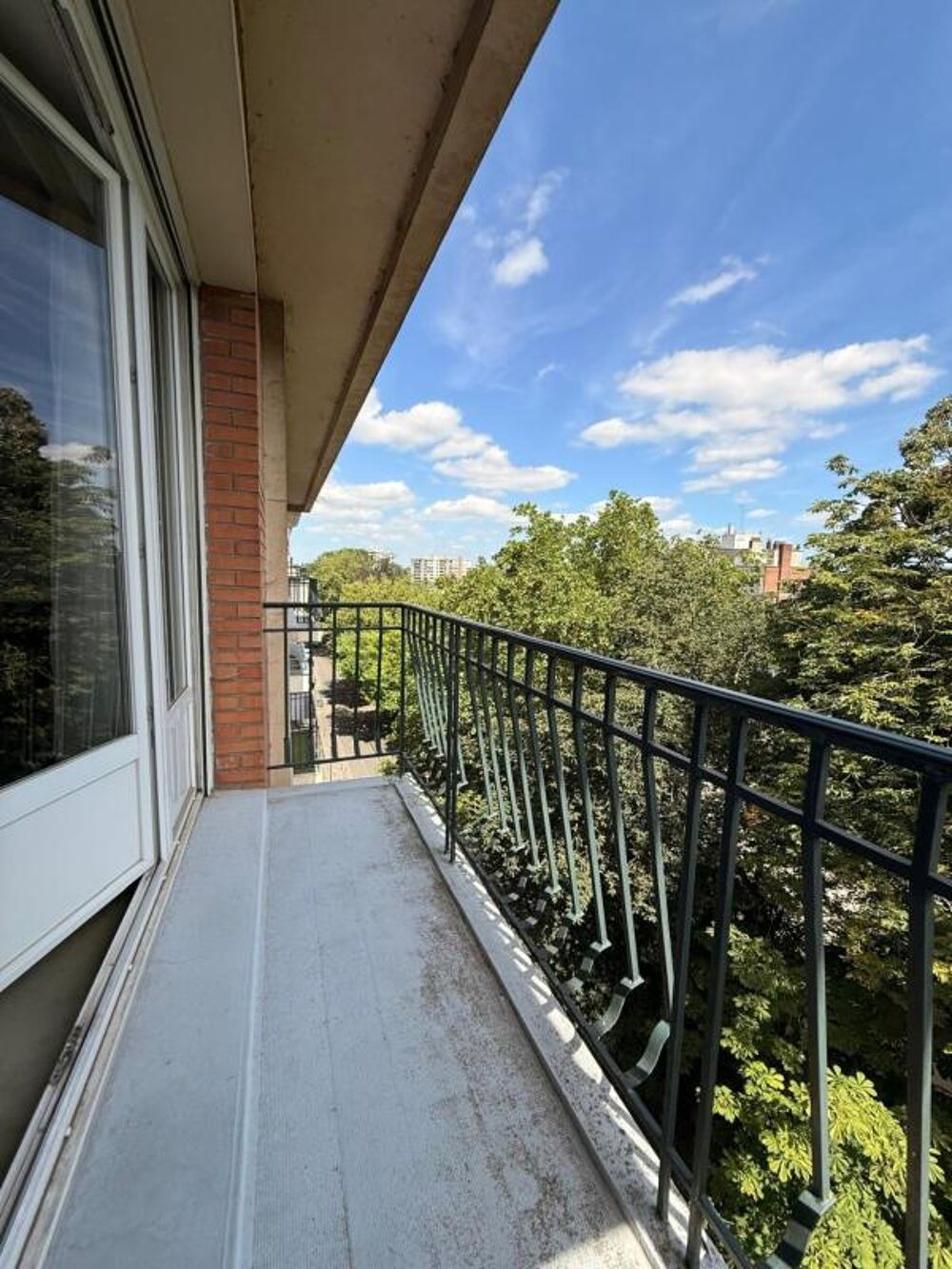 Vente Appartement LILLE CENTRE – SQUARE FOCH – 123 M² – 3 CHAMBRES – ASCENSEUR – PARKING – BALCONS Lille