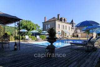  Propri�t�/ch�teau � vendre 15 + pi�ces 800 m�