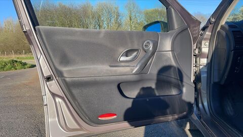 Laguna II 1.9 dCi 110 Pack Authentique 2006 occasion 35300 Fougeres