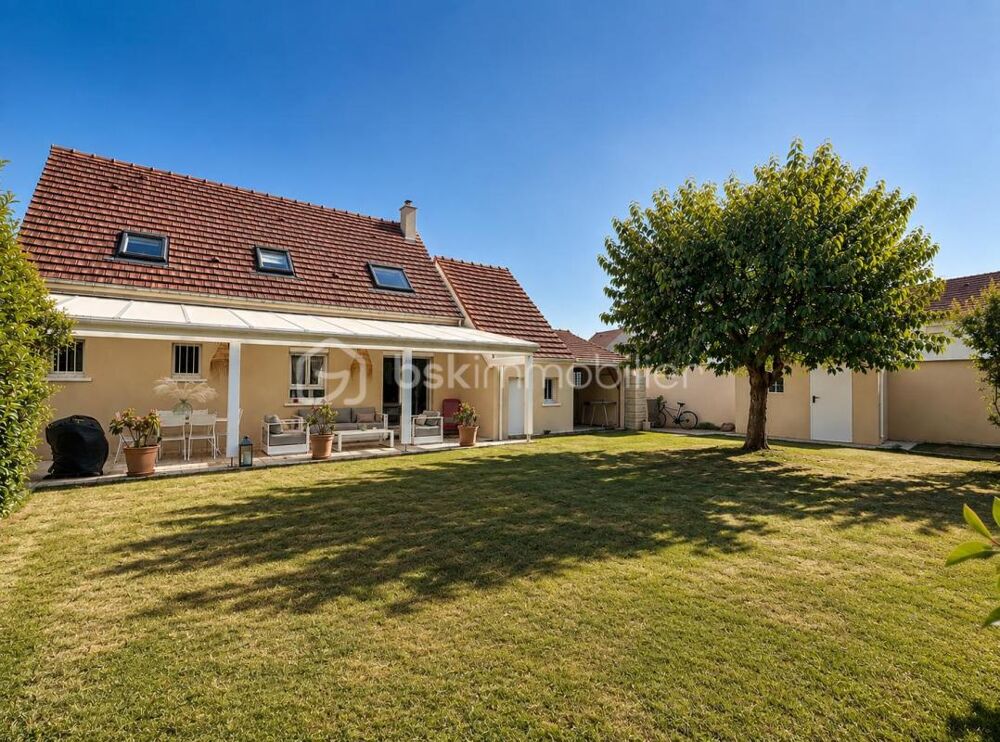 CHARNY  Maison familiale 5 pièces de 103 m²