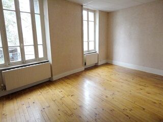  Appartement à louer 3 pièces 67 m²