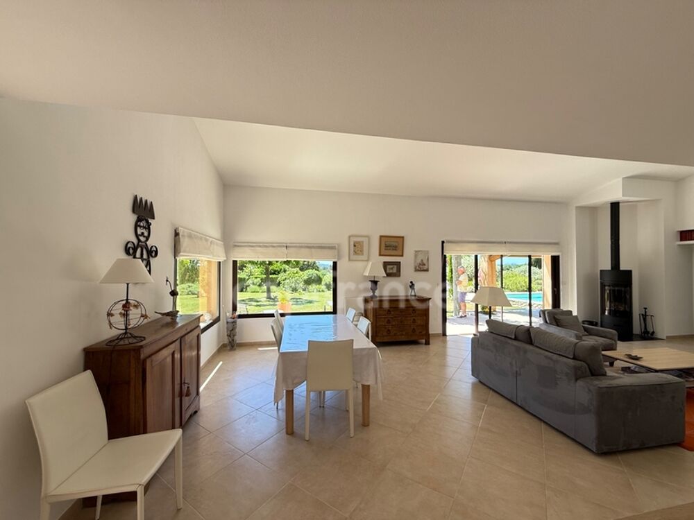 � vendre  Villa Vaugines (84160)