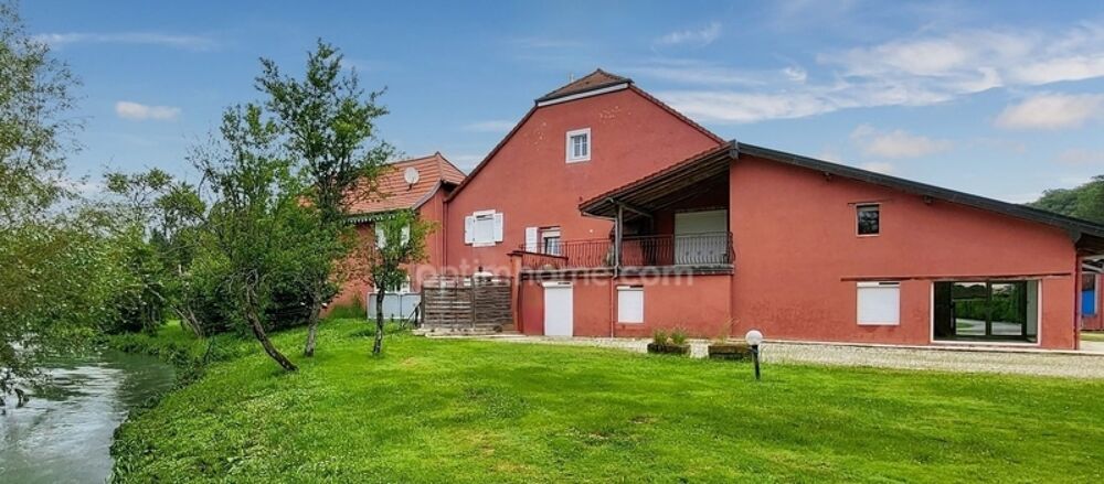 25550 ALLONDANS  FERME 2 MAISONS INDEPENDANTES + DEPENDANCES  7/8 PIECES - 5/6 CHAMBRES  GARAGE