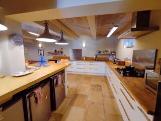  Propri�t�/ch�teau � vendre 8 pi�ces 205 m�