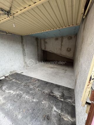  Parking / Garage � vendre 