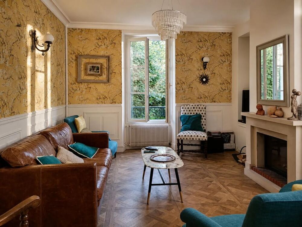 PROPRIÉTÉ 2 MAISONS GRAND JARDIN GARE A PIED 191m²+206m²