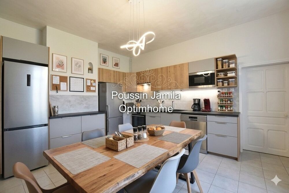 Grande Maison familiale (9 pièces )SAUMUR (49)