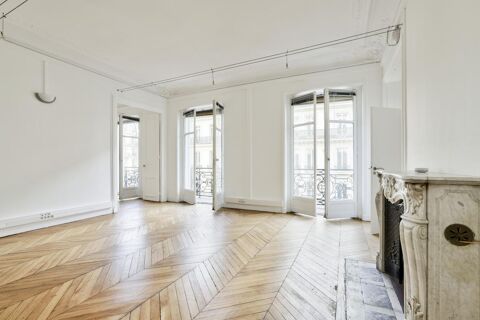 A deux pas de la Place de l'Op&eacute;ra, bureaux avec moulures et chemin&eacute;es 14450 75002 Paris