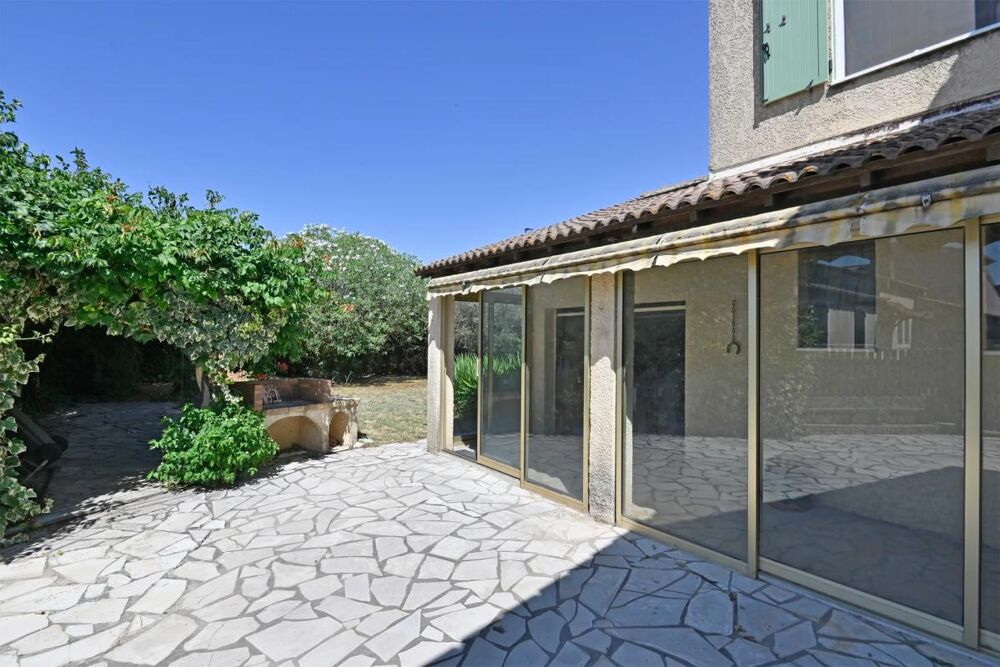 Vente Maison Maison de 5 pièces de 129 m² à Arles Arles