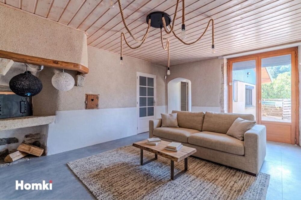 Vente Ferme Ferme de village T8 de 168m² entièrement rénovée avec dépendances - Saint-Hymetière-sur-Valouse Saint hymetiere sur valouse