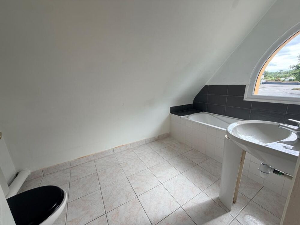 Maison à louer 5 pièces PLOUAY (56)