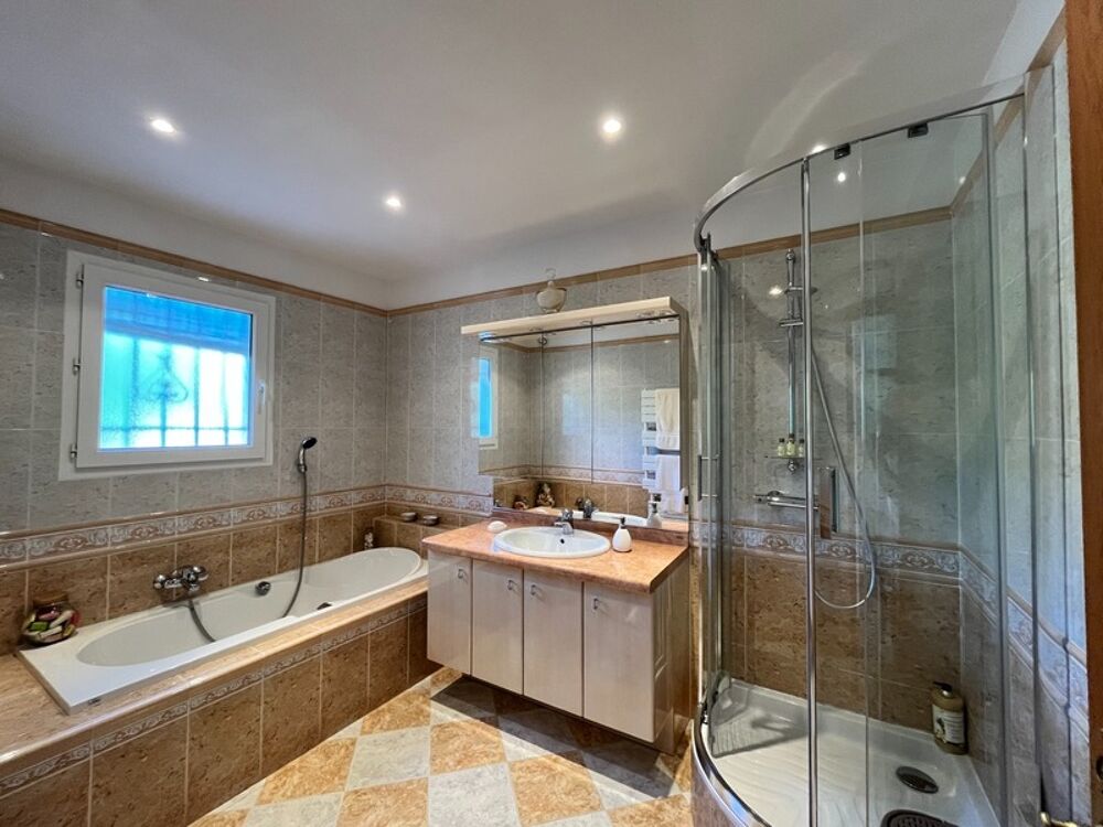 � vendre  Maison La Ciotat (13600)