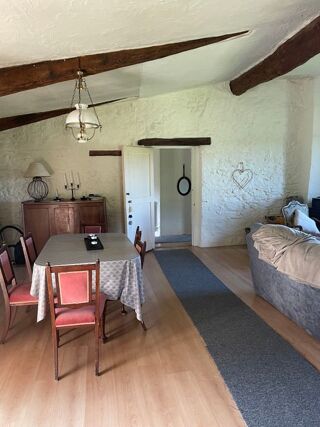  Appartement à louer 3 pièces 90 m²