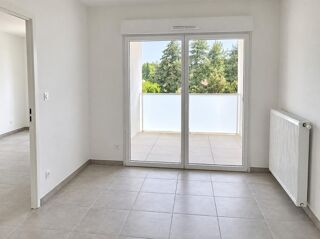  Appartement à louer 2 pièces 38 m²