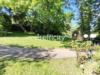  Maison � vendre 10 pi�ces 262 m�