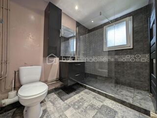  Maison  vendre 7 pices 132 m