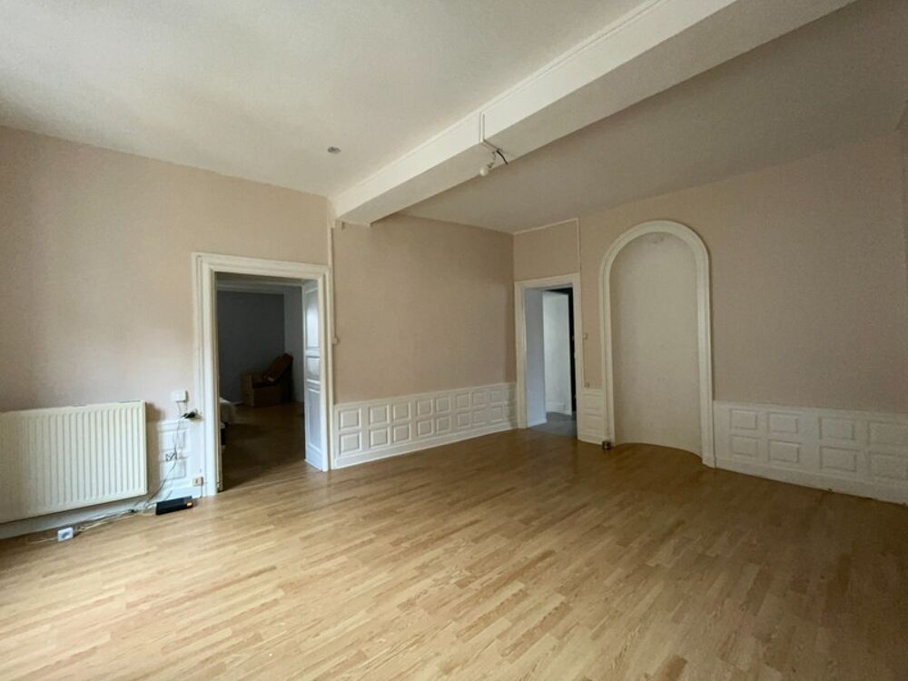 Appartement 120 m² - 2 chambres - Terrasse - Parking - Centre-ville Gray