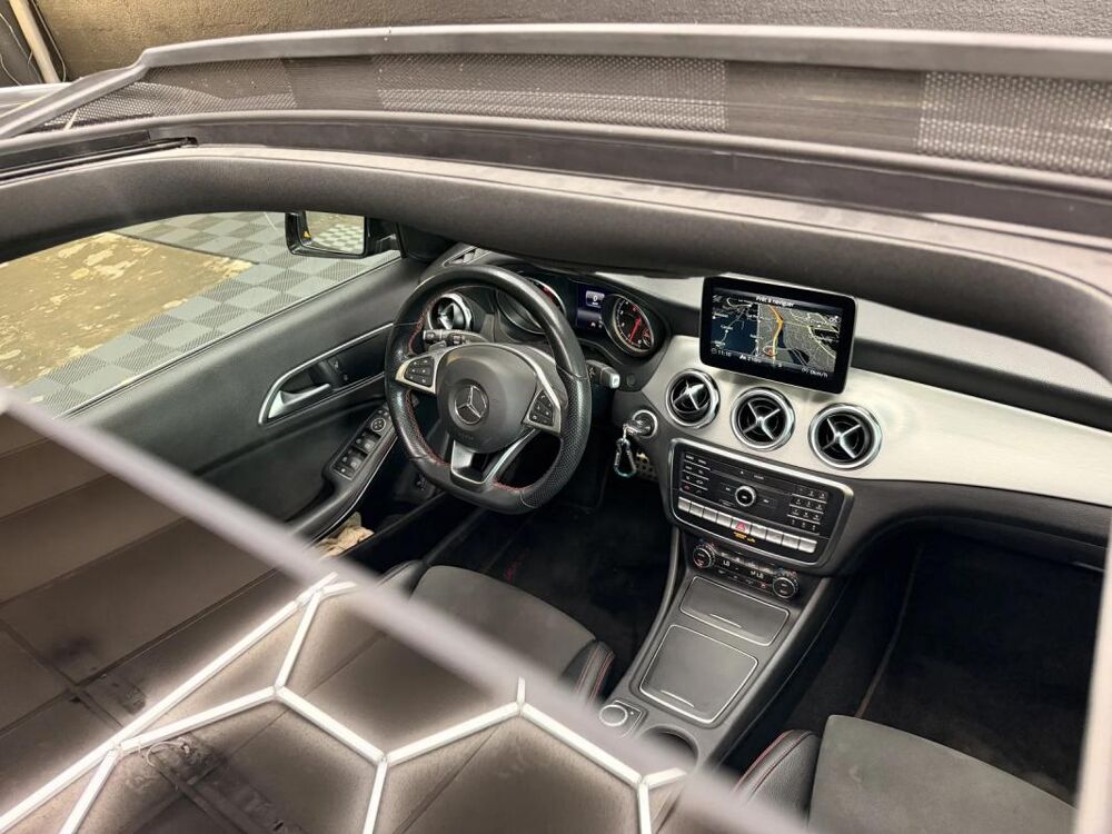 Classe GLA 250 4Matic (156.946) AMG LINE 2019 occasion 73000 Chambery