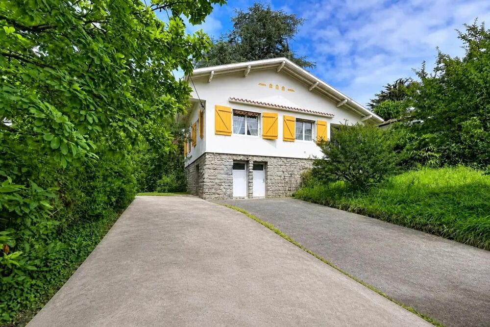Maison de 4 pièces + 3 studios à Saint-Jean-de-Luz