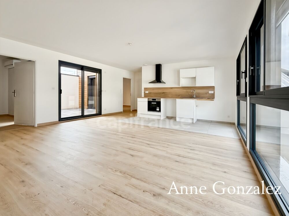 ORLEANS Centre quartier Madeleine rare à la vente appartement Penthouse T4 avec patio intérieur et terrasse de 28 m2 dans petite