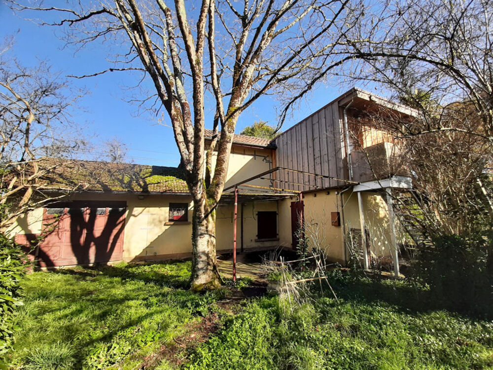 ? RISCLE  Centre-ville : Maison T4 avec garage ? et superbe terrain arboré de 1 350 m² ?