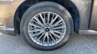 Outlander 2.4 MIVEC 224 Plug in Hybrid 4WD BVA Intense - Automatique E 2019 occasion 59000 Lille