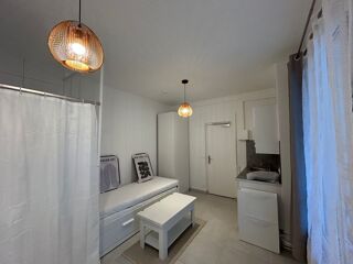  Appartement à louer 1 pièce 14 m²