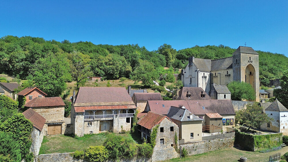 Maison de catactère Coly Saint Amand 6 pièce(s) 180 m2