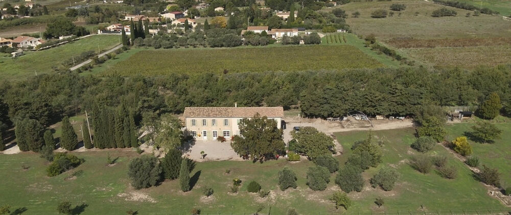 Vente Maison BASTIDE à vendre 10 pièces MARTIGUES (13) garage terrain 3,4 hectares proche mer Martigues