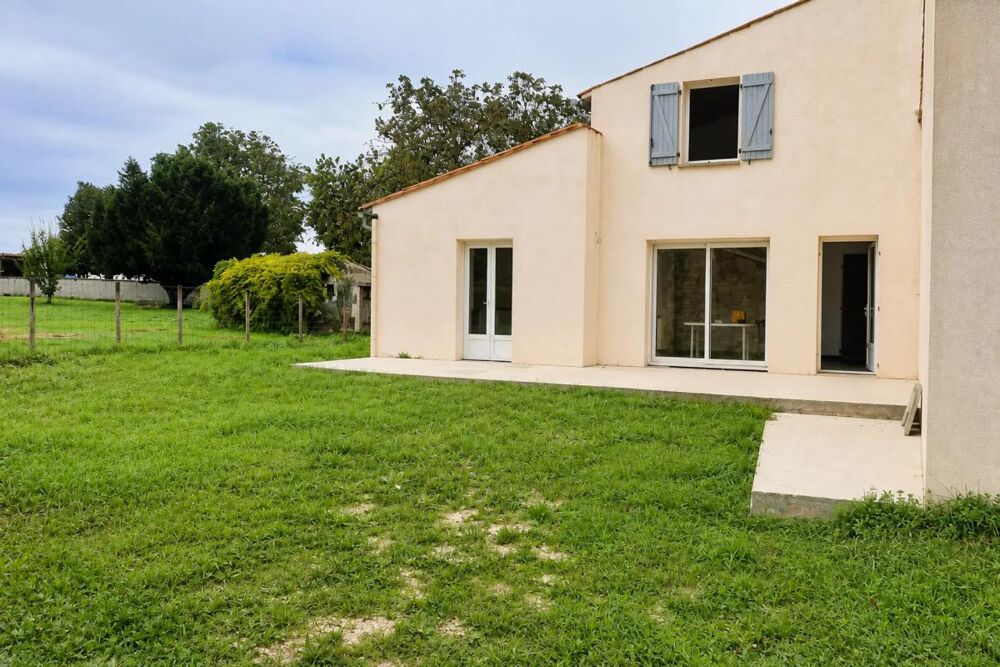 Vente Maison Maison de 4 pièces de 86 m² à Plassac Plassac