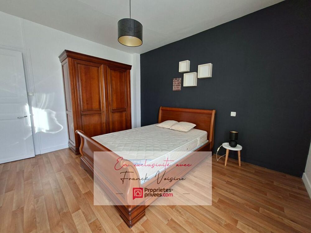 A VENDRE en EXCLUSIVITE à Vendrennes, centre bourg, maison de 100 m2 env avec 2 chambres et 1 bureau sur une parcelle de 497 m2