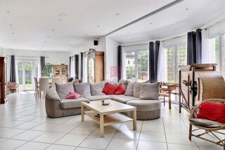  Maison � vendre 10 pi�ces 250 m�