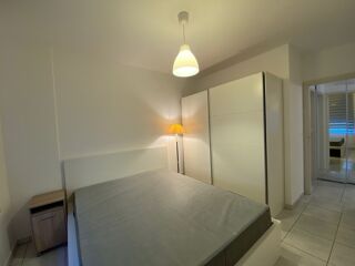  Appartement à louer 3 pièces 74 m²