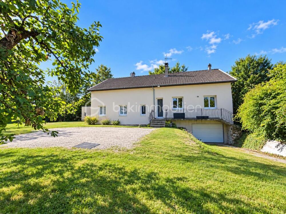 ? Maison familiale avec beaux volumes