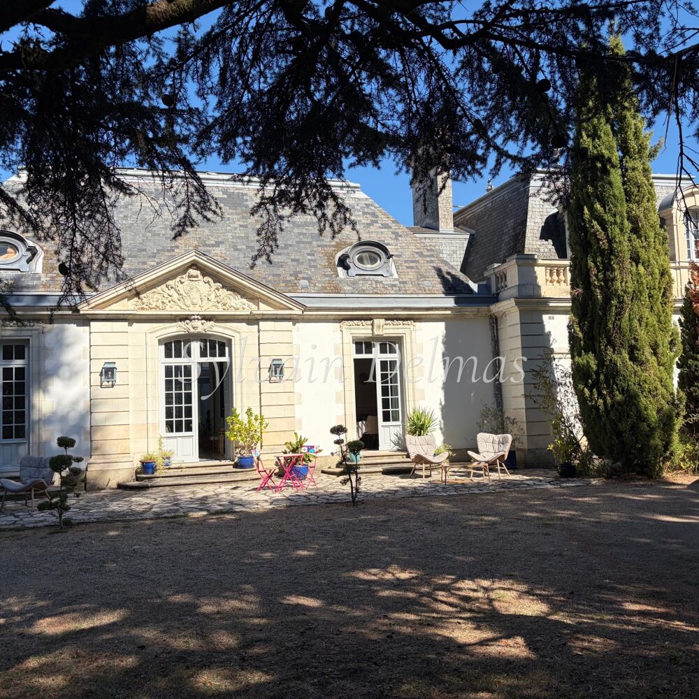 à vendre  Propriété/château Saint-Avertin (37550)