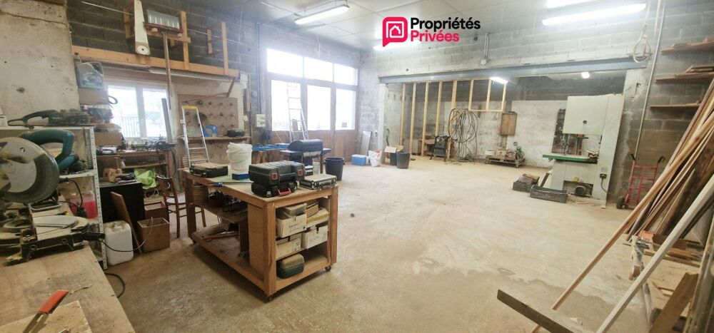 Vente Immeuble Local commercial/artisanal de 208 m² + Maison 138 m² - 6 pièces - 4 ch - terrasse Noyers sur cher