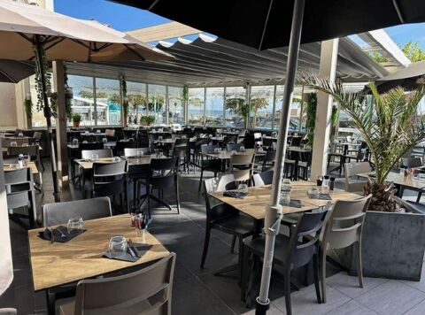 FDC RESTAURANT &agrave; vendre SAINT JEAN DE MONTS (85) 798000 85160 Saint jean de monts