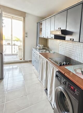  Appartement � vendre 4 pi�ces 80 m�