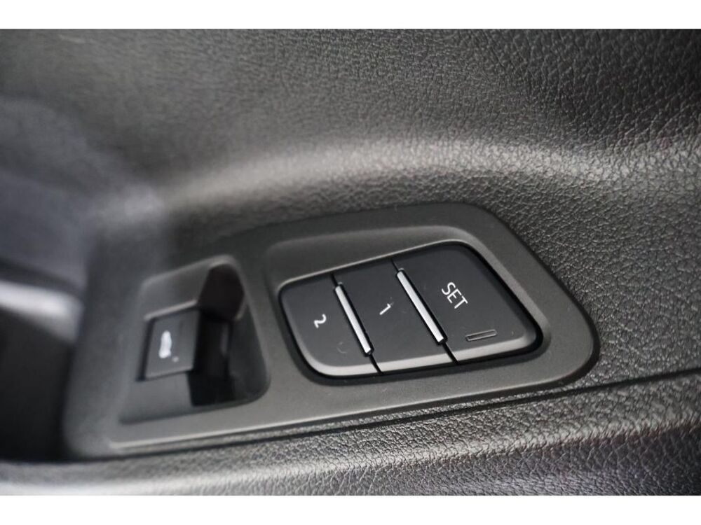 Q3 35 TDI – 2x S line Matrix LED Attelage 2025 occasion 33000 Bordeaux