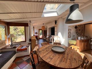  Maison  vendre 8 pices 280 m