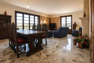  Propriété/château à vendre 8 pièces 264 m²