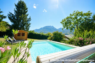  Chalet à vendre 6 pièces 199 m²
